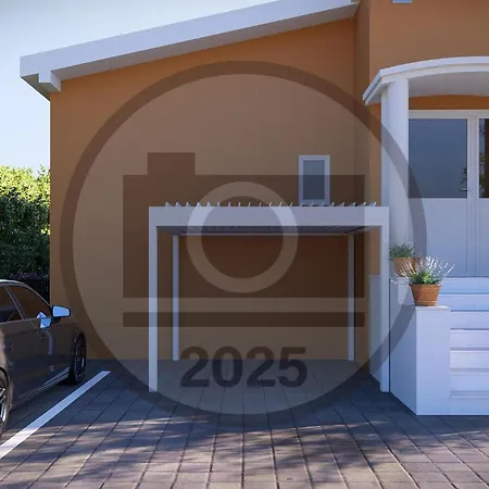 2 Bedroom Amazing In Holiday home *